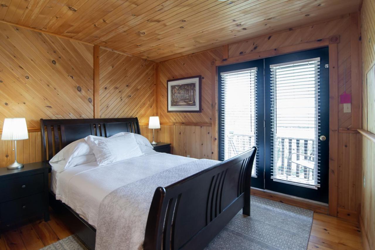 Ridgetown Bye The Bay Bed And Breakfast מראה חיצוני תמונה