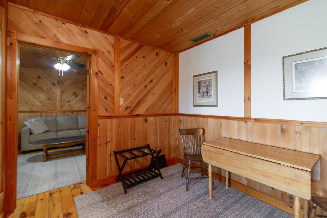 Ridgetown Bye The Bay Bed And Breakfast מראה חיצוני תמונה